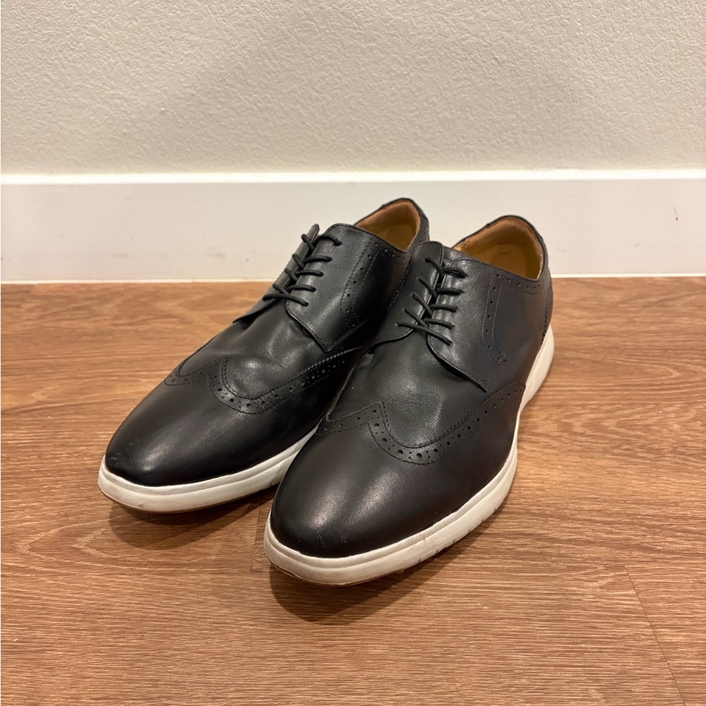 Florsheim Black Leather Comfortech Oxfords